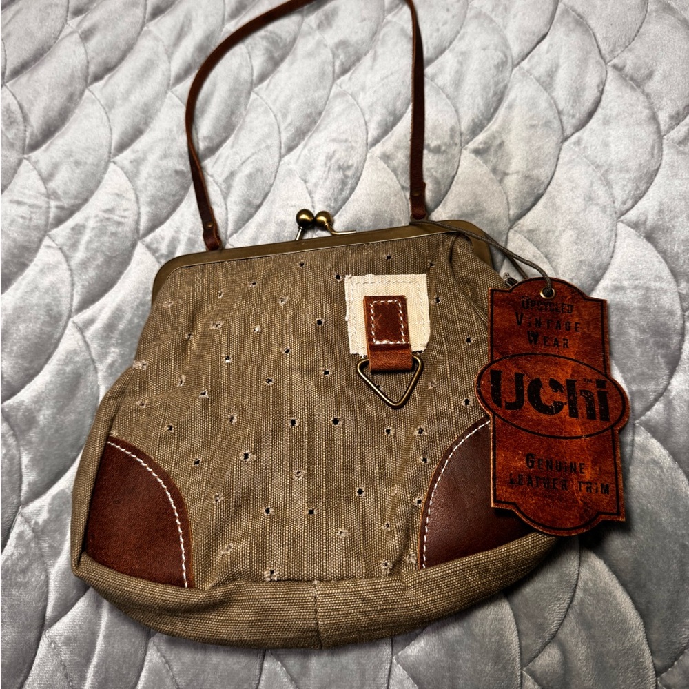 Tan and Brown Women's Shoulder Bag